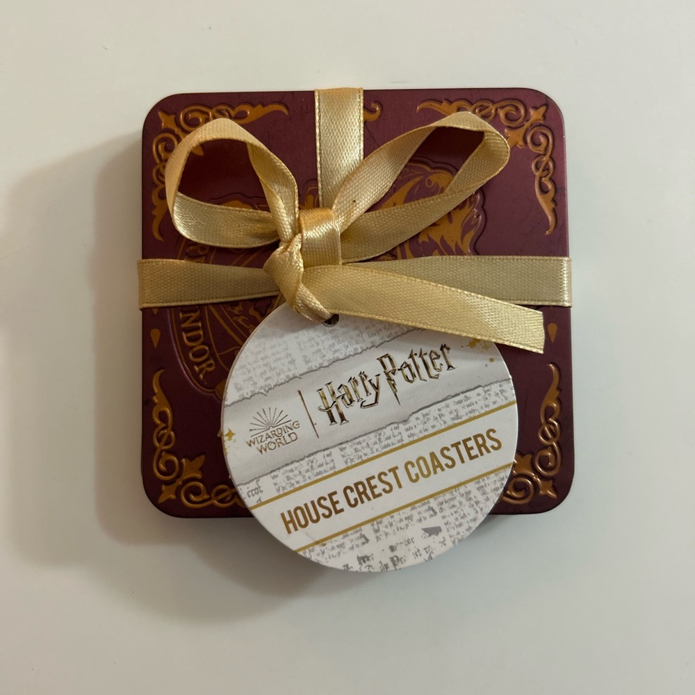 NWT Wizarding World of Harry Potter House Crest Coaster Set of 4